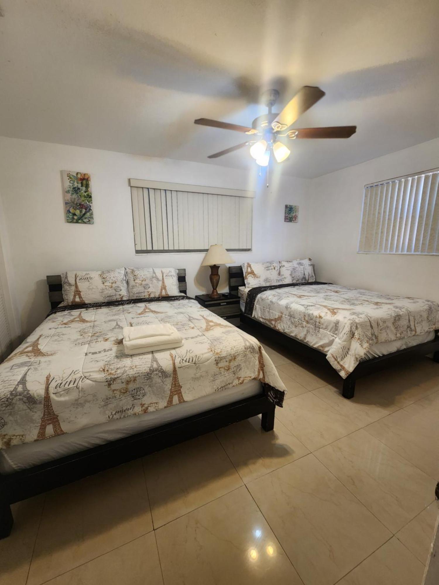 The Jazzy Escape Villa Miami Bagian luar foto